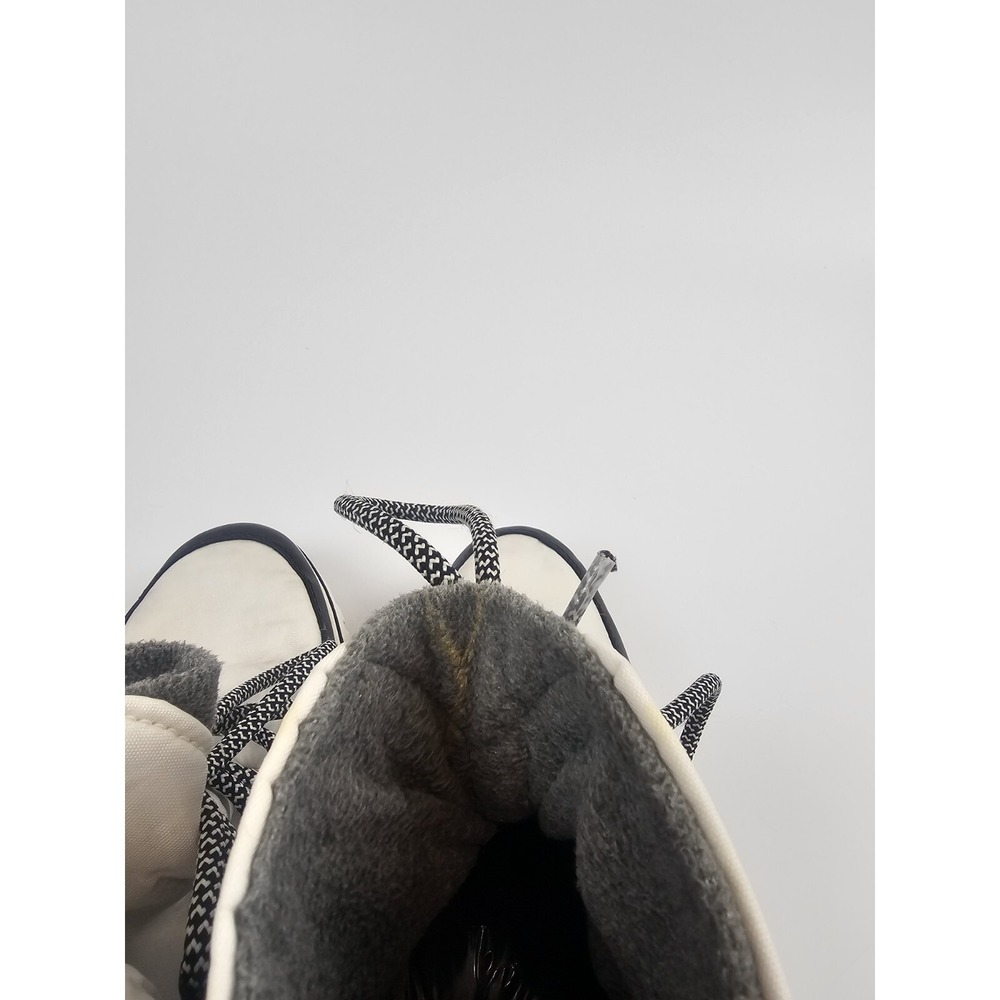 Sorel Boots Women's Size 9 White & Black Cozy Explorer Waterproof Winter Pull on - Picture 4 of 6
